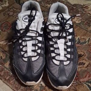 Nike Black and White Men's Running Sneakers